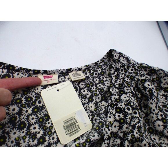 Levi’s Trendy Plus Size Embry Tie Blouse, Black, 2X - Picture 7 of 12